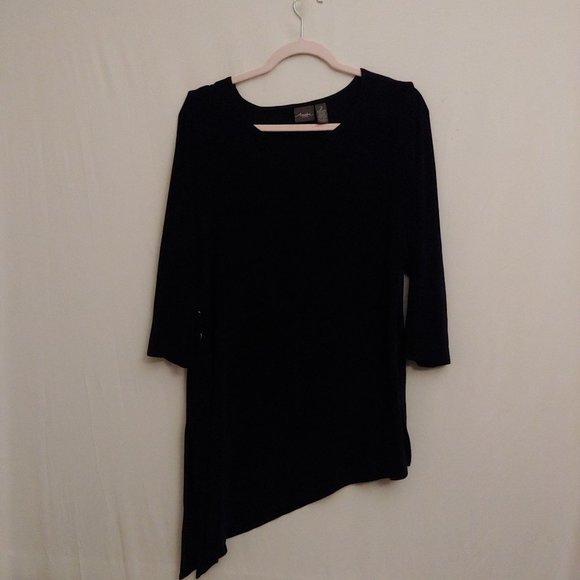 Chico's Travelers black Lace-Up Side slinky knit Top 2 asymmetrical hemline - Picture 1 of 7